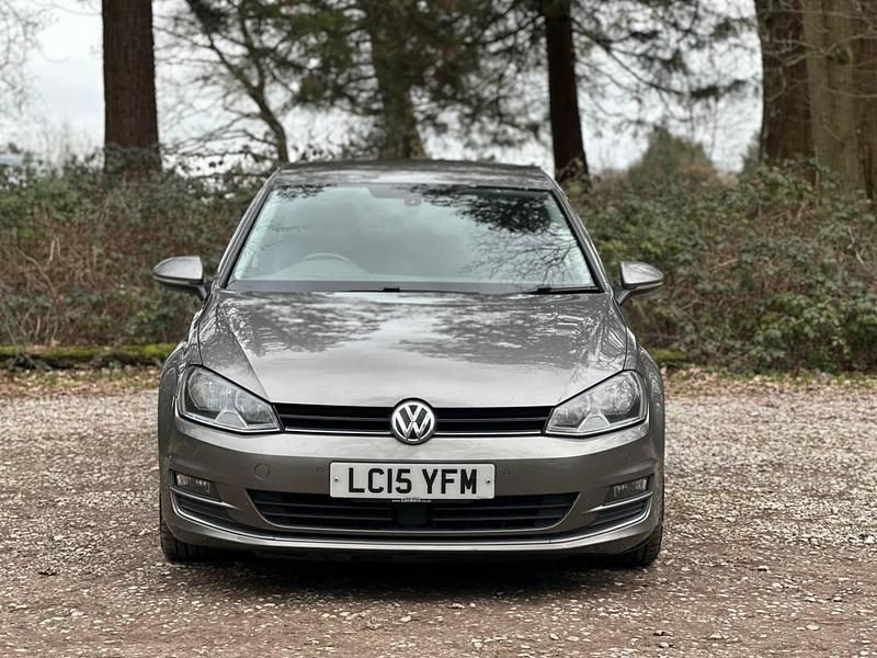 Second-hand VW Golf VII GT 150 CP (110 kW) 2015 Gri Hatchback