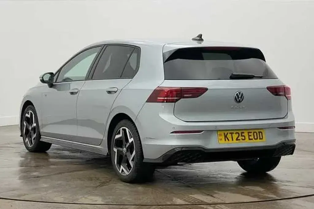 Used VW Golf VIII 150 HP (110 kW) 2025