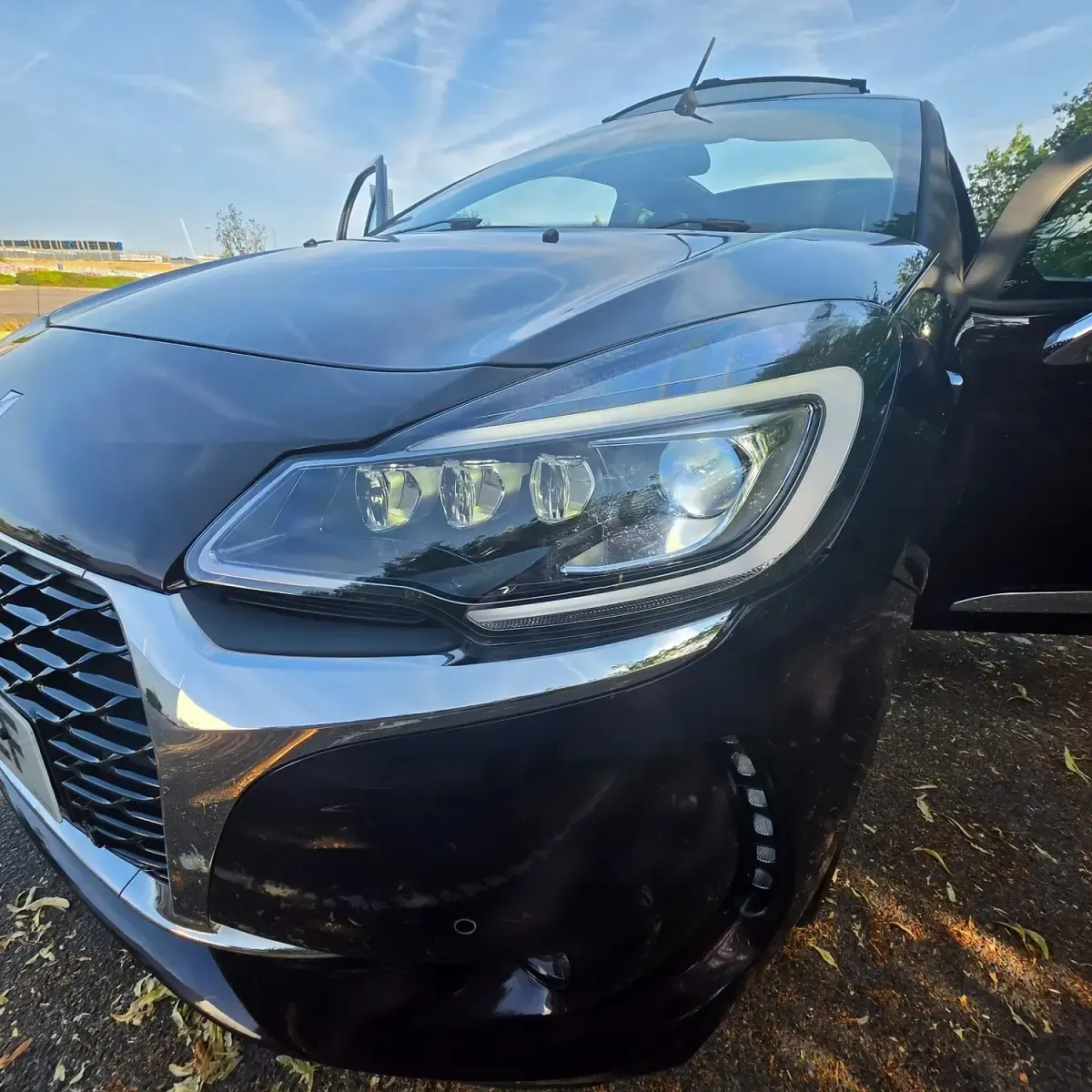 Used DS Automobiles DS3 Prestige 130 HP (95 kW) 2018 Mauvepurple Cabriolet