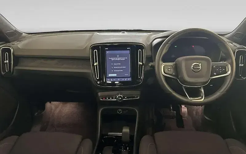 Used Volvo XC40 Core 169 kW (231 HP) 2022 SUV