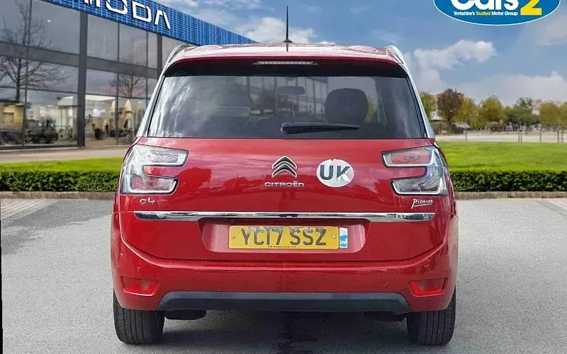 Used Citroën C4 SpaceTourer Flair 120 HP (88 kW) 2017 MPV