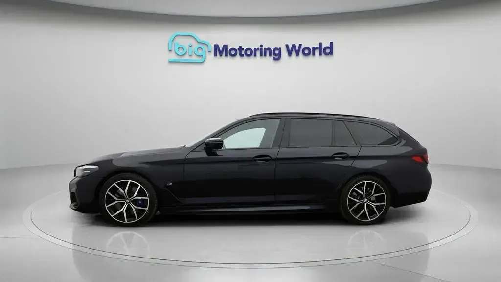 Used BMW 530 M Sport 286 HP (210 kW) 2021 Black Estate