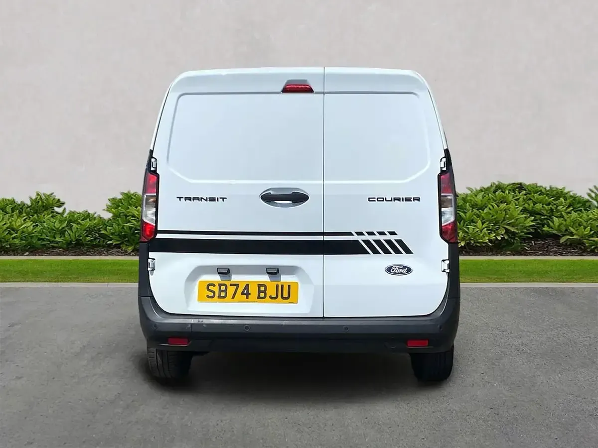 Used Ford Transit Courier 100 HP (73 kW) 2024 White Van
