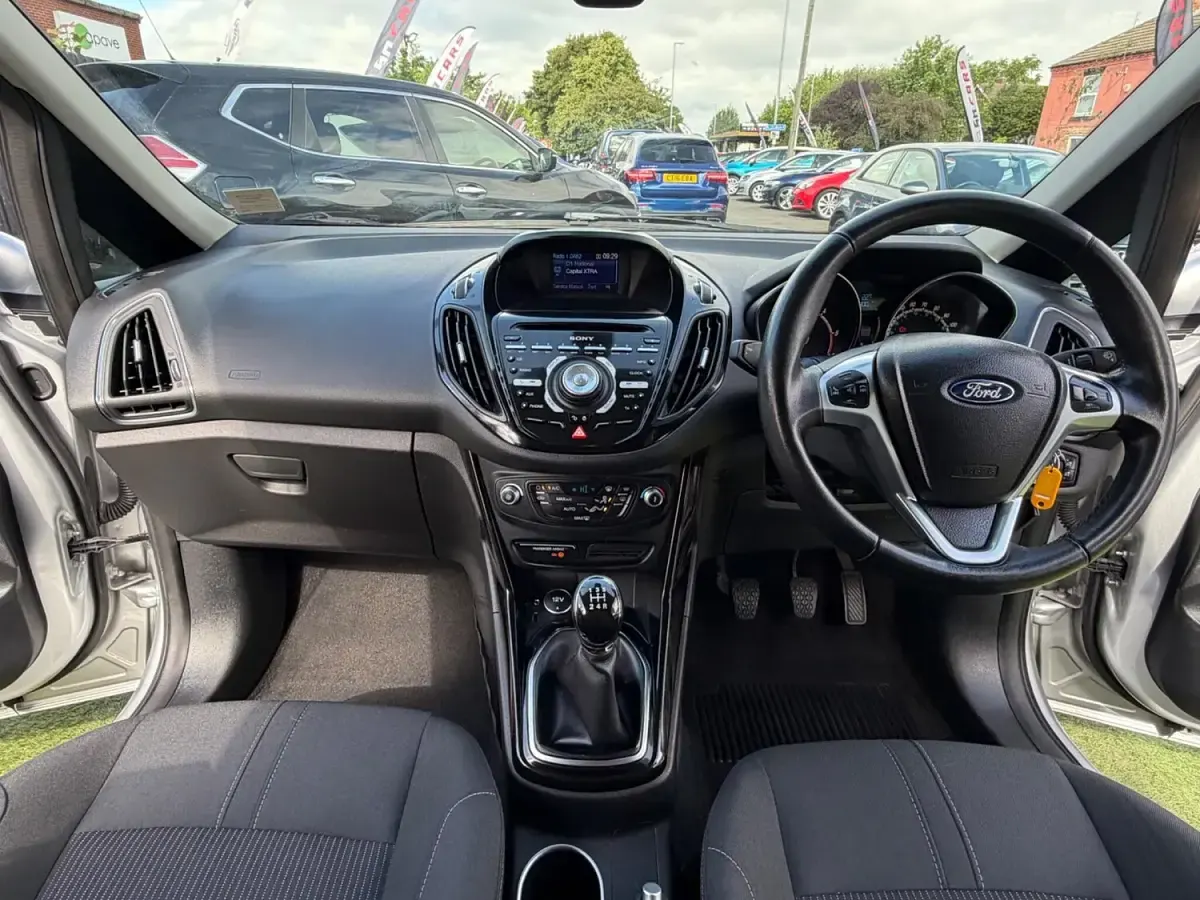 Used Ford B-MAX Titanium 2014 Silver MPV