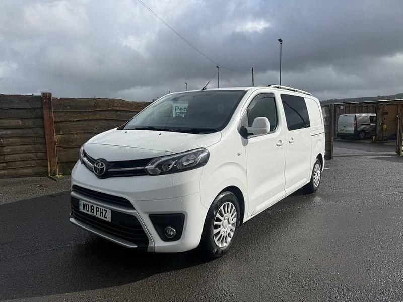 Used Toyota Proace Comfort 115 HP (84 kW) 2018 White MPV