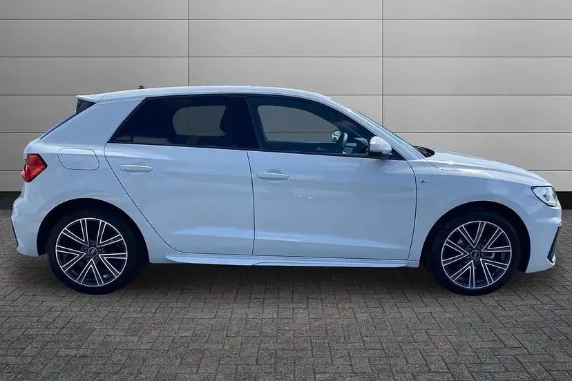 New Audi A1 Sportback S-Line 94 HP (69 kW) 2026 Glacier white Hatchback
