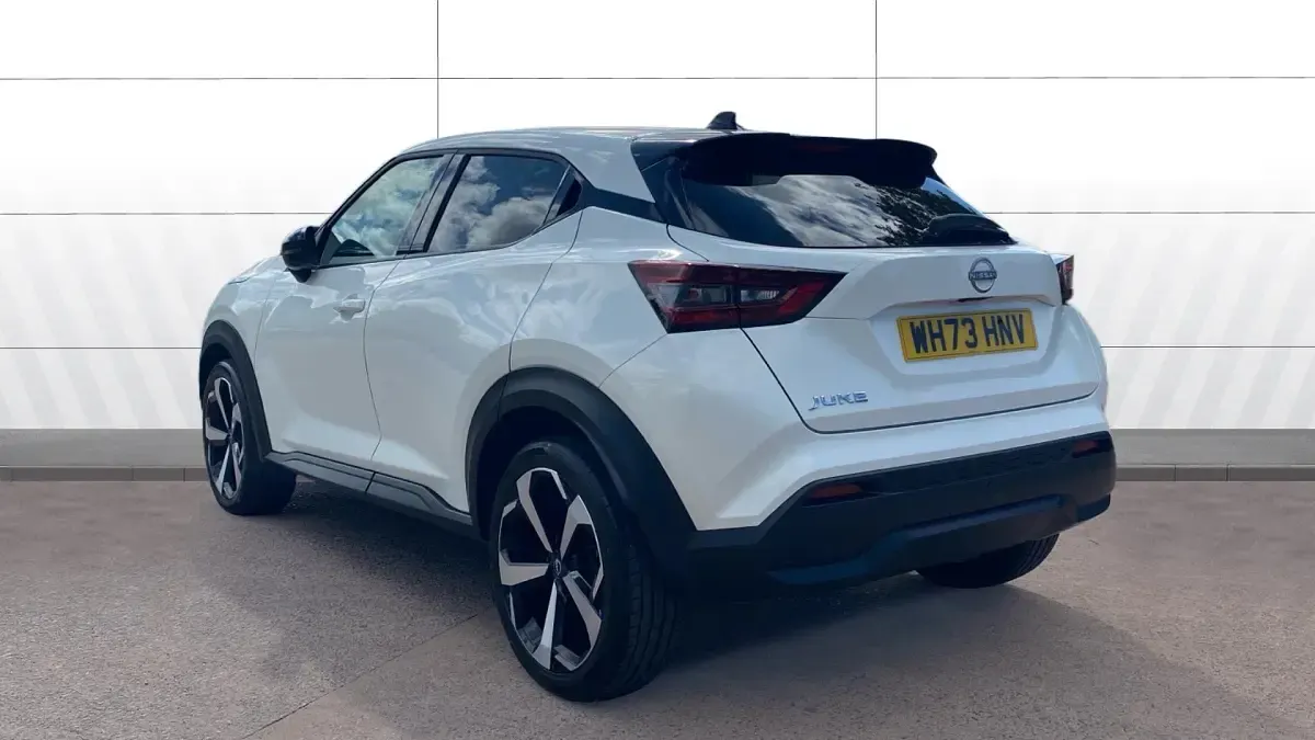 Used Nissan Juke Tekna 114 HP (83 kW) 2023 White SUV