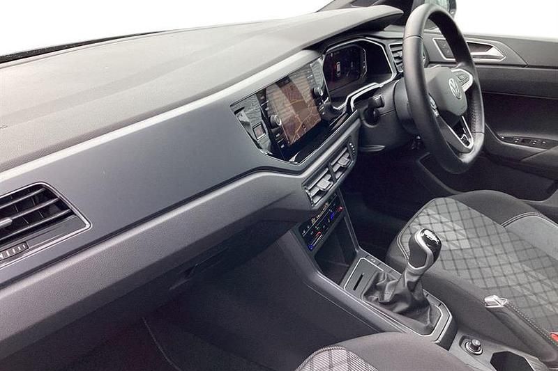 Used VW Polo R-line 95 HP (69 kW) 2023 Grey Hatchback
