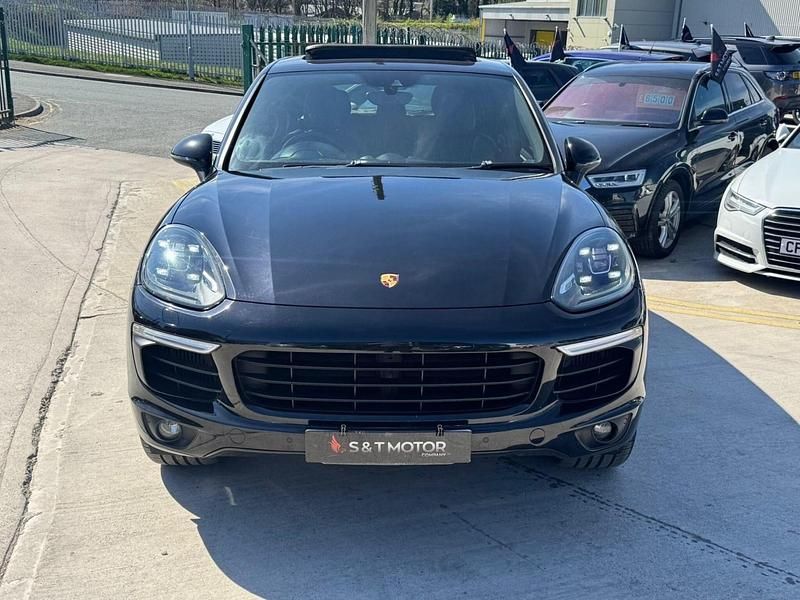 Used Porsche Cayenne Platinum Edition 262 HP (192 kW) 2016 Black SUV