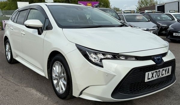 White Used 2020 Toyota Corolla | £14,000 (A bit pricey) - Image 1/1