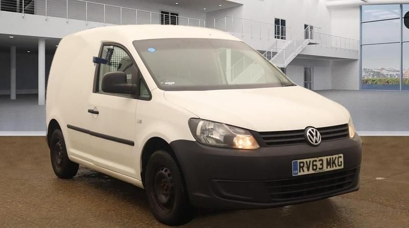 White Used 2013 VW Caddy MPV | £2,995 (Good price) - Image 1/4