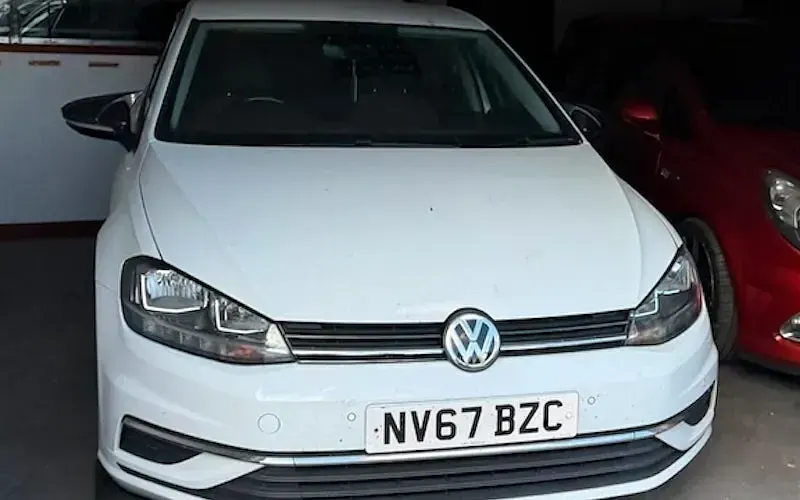 Used VW Golf VII SE 125 HP (91 kW) 2017 Hatchback