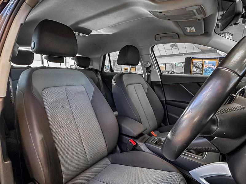 Used Audi Q2 116 HP (85 kW) 2018 Grey SUV