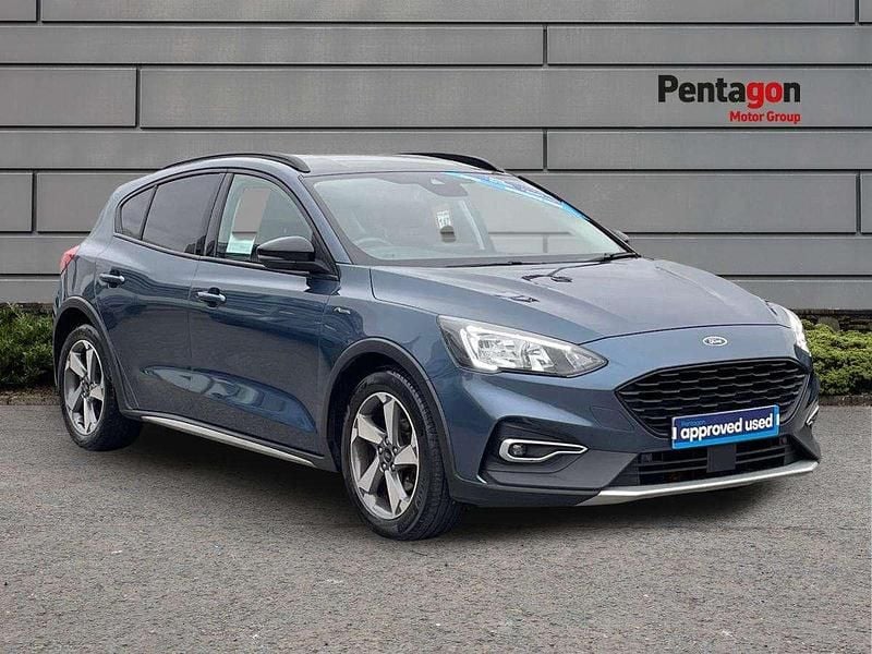 Blue Used 2021 Ford Focus Active Hatchback | £12,995 (Good price) - Image 1/4