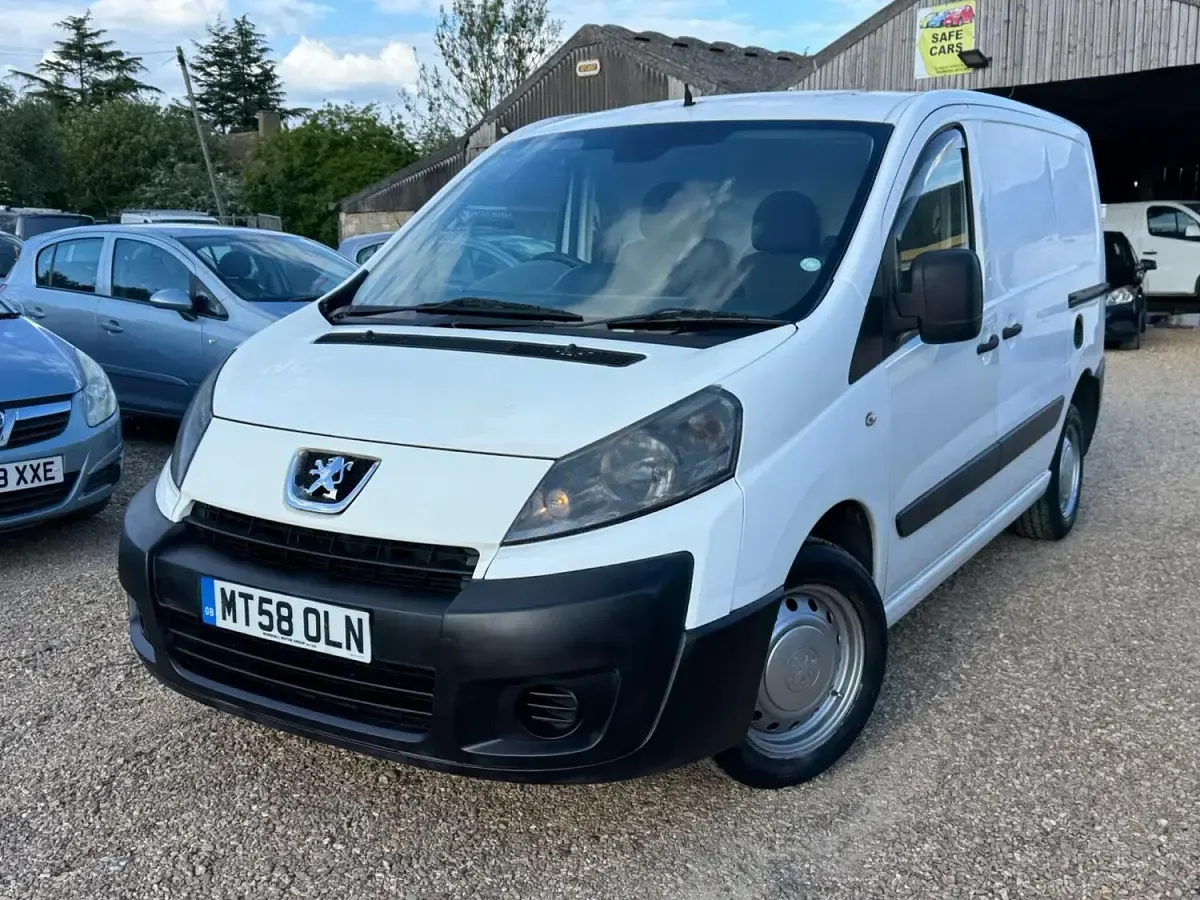 Used Peugeot Expert 2009 White Van