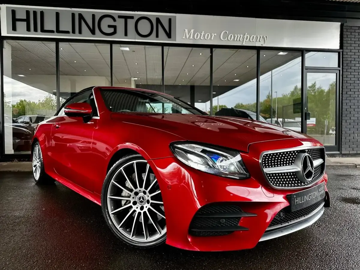 Używany Mercedes E350 AMG line 313 KM (230 kW) 2021 Czerwony Kabriolet