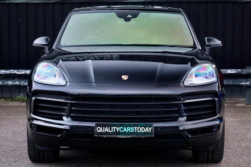 Used Porsche Cayenne 456 HP (335 kW) 2019 Black SUV