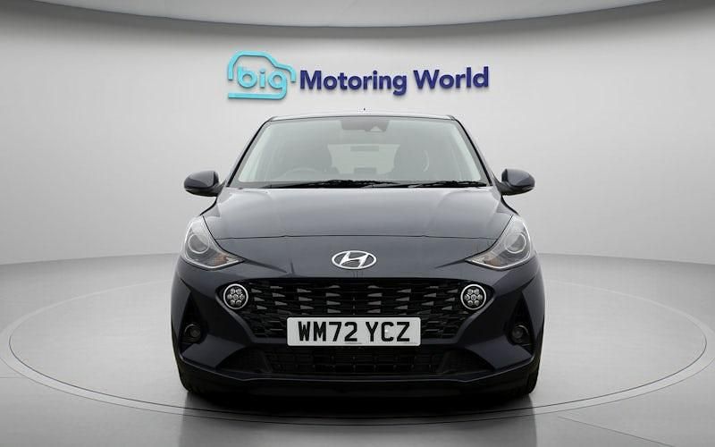 Used Hyundai i10 Premium 84 HP (61 kW) 2023 Grey Hatchback