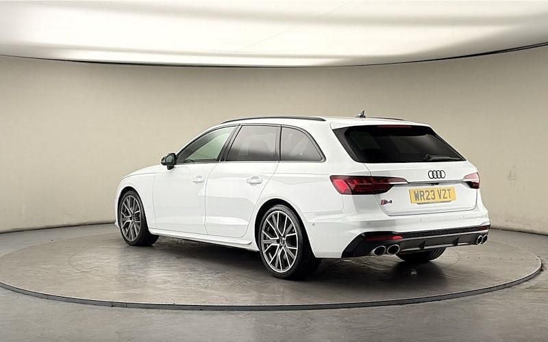 Used Audi S4 Advanced 341 HP (250 kW) 2023 Glacier white Estate