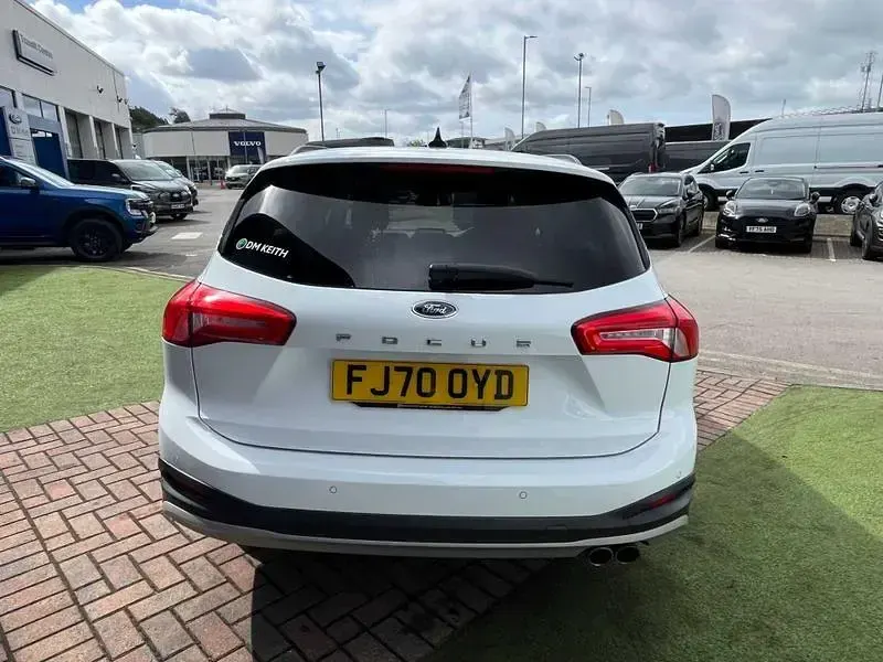 Used Ford Focus Active X 2020 Frozen white Estate