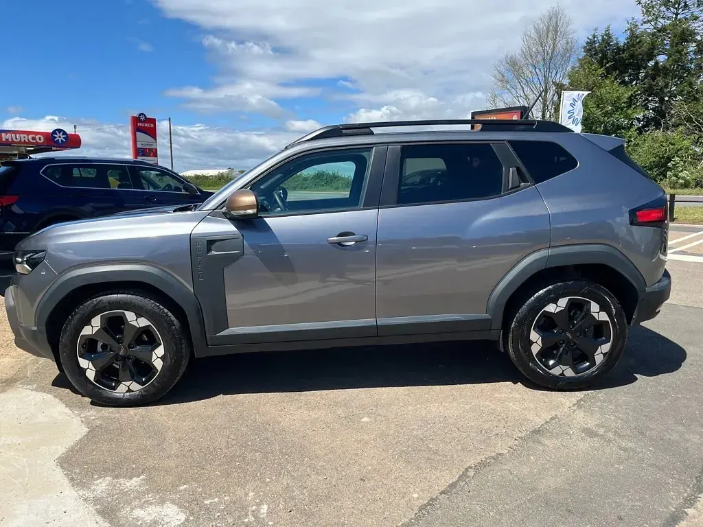 Used Dacia Duster Extreme 130 HP (95 kW) 2025 Grey SUV
