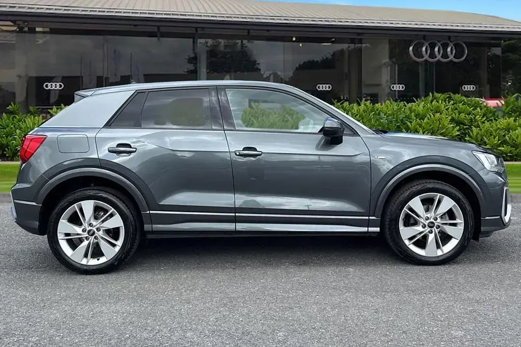 Used Audi Q2 S-Line 150 HP (110 kW) 2025 Grey SUV