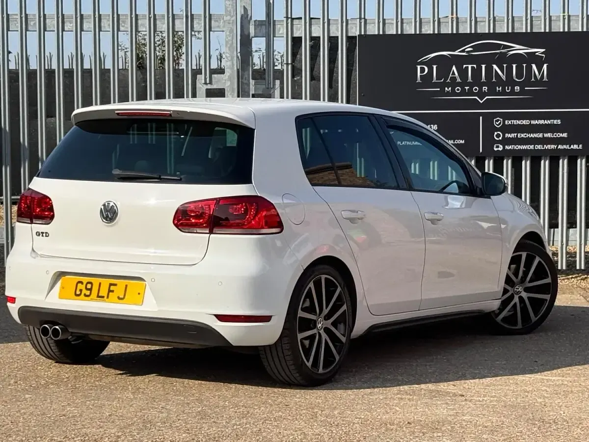 Used VW Golf VII GTD 170 HP (125 kW) 2012 White Hatchback