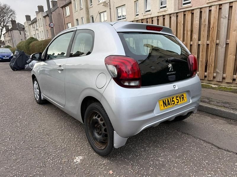 Used Peugeot 108 Active 68 HP (50 kW) 2015 Silver Hatchback