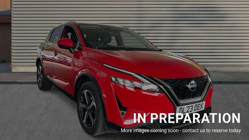 Red Used 2023 Nissan Qashqai N-Connecta SUV | £19,944 (Good price) - Image 1/4