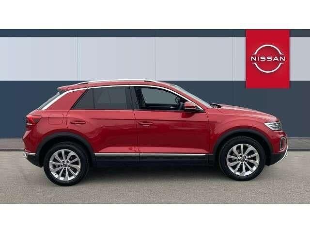 Used VW T-Roc Style 110 HP (80 kW) 2022 Red SUV