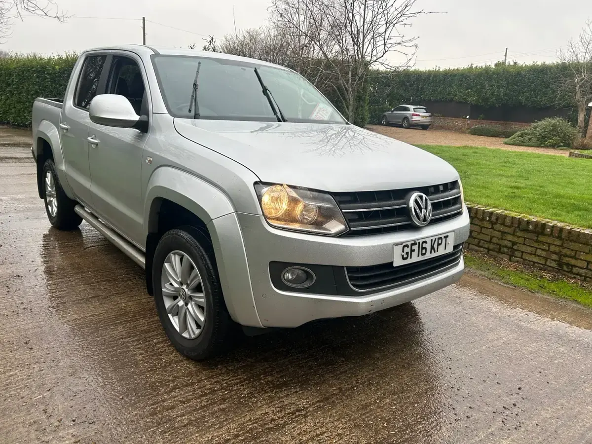 Used VW Amarok Highline 180 HP (132 kW) 2016 Silver Pickup