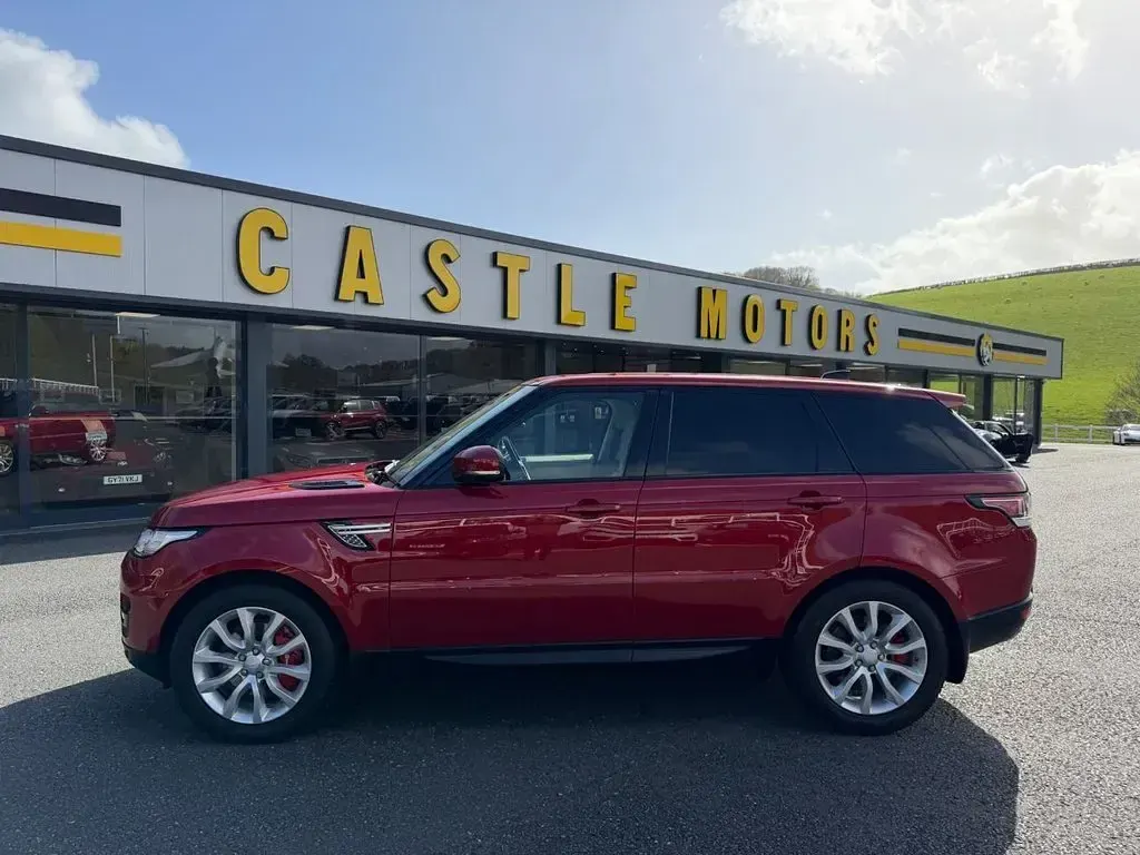 Used Land Rover Range Rover Sport HSE 306 HP (225 kW) 2017 Red SUV