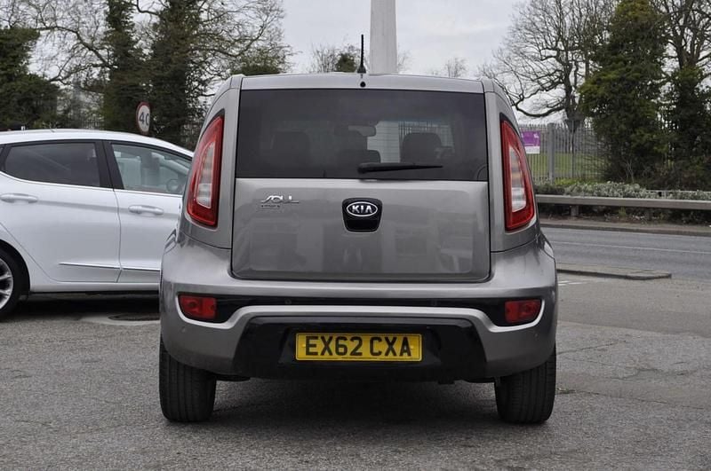 Used Kia Soul 126 HP (92 kW) 2012 Silver SUV
