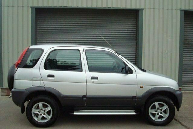 Used Daihatsu Terios 85 HP (62 kW) 2003 SUV