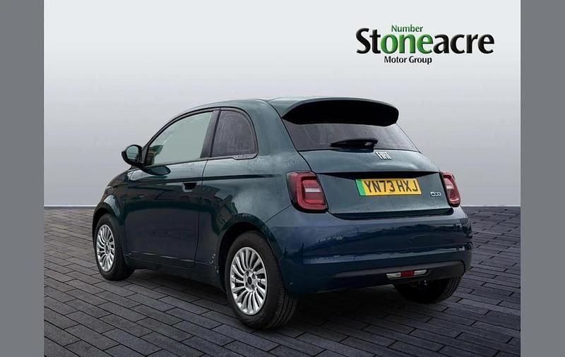 Second-hand Fiat 500e Action 69 kW (95 CP) 2023 Verde Hatchback