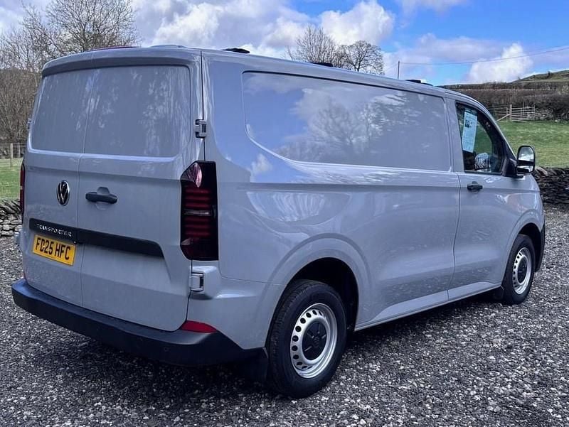 Used VW Transporter 150 HP (110 kW) 2025 Grey Van