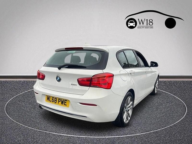 Used BMW 118 Sport Line 136 HP (100 kW) 2018 White Hatchback