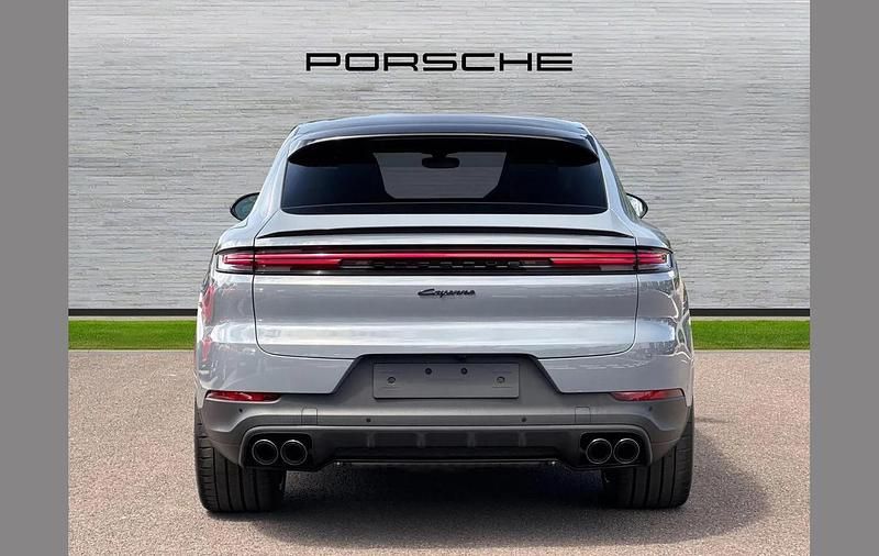 New Porsche Cayenne 470 HP (345 kW) 2025 Grey SUV