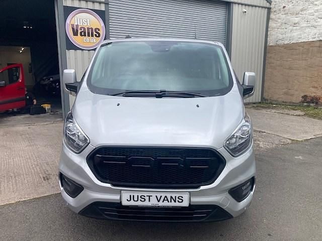 Used Ford Transit Custom Limited 130 HP (95 kW) 2021 Silver Van