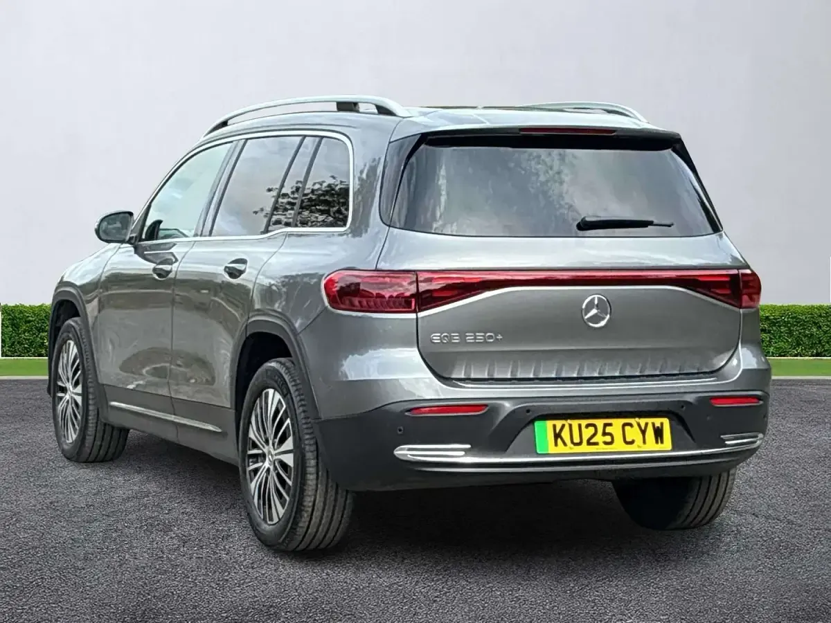 Used Mercedes EQB250+ Executive 139 kW (190 HP) 2025 Grey SUV