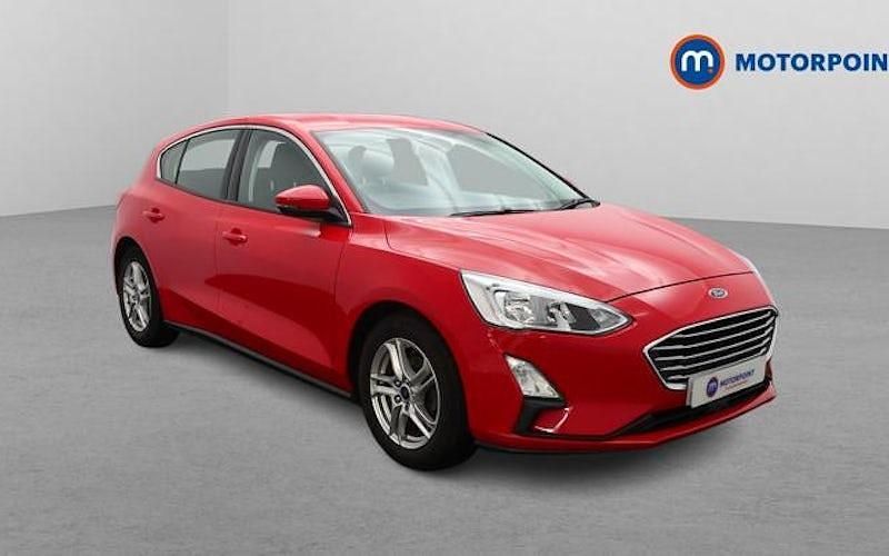 Used Ford Focus Zetec 125 HP (91 kW) 2019 Red Hatchback