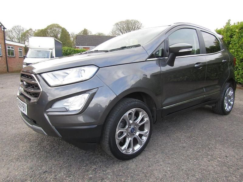 Begagnad Ford Ecosport Titanium 2018 Grå SUV