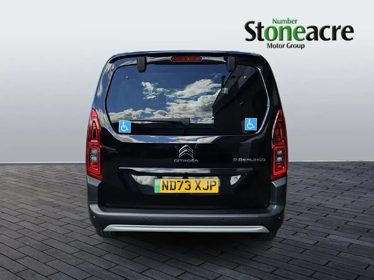 Used Citroën e-Berlingo XTR 100 kW (136 HP) 2023 Black MPV