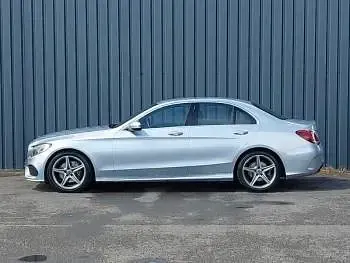 Usado Mercedes B200 AMG line 170 HP (125 kW) 2018 Prateado Monovolume