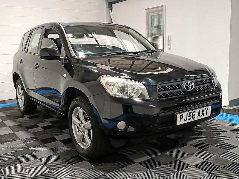 Black Used 2006 Toyota RAV4 SUV | £4,995 (Expensive) - Image 1/4