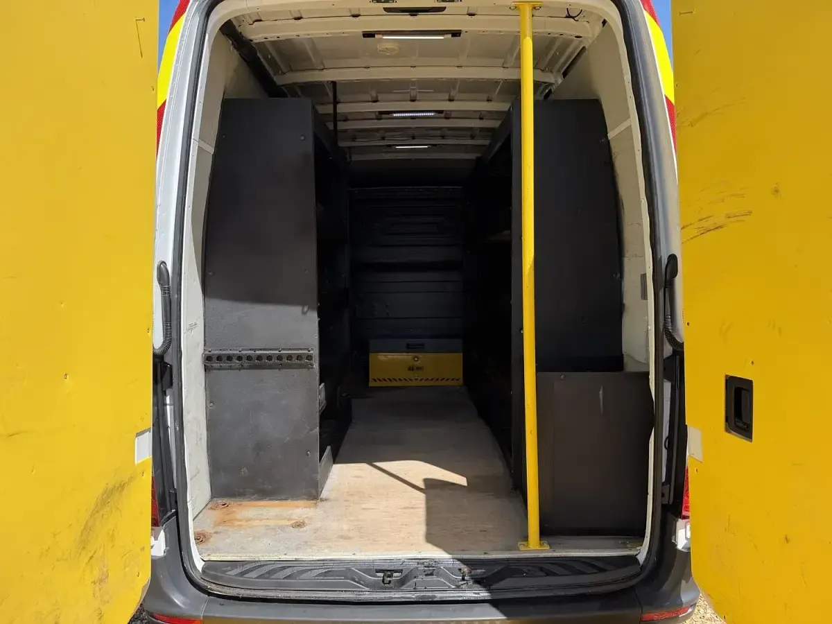 Used Mercedes Sprinter 163 HP (119 kW) 2019 White Van