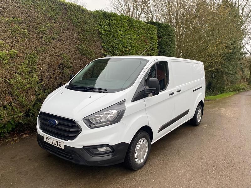 Used Ford Transit Custom 105 HP (77 kW) 2021 White Van