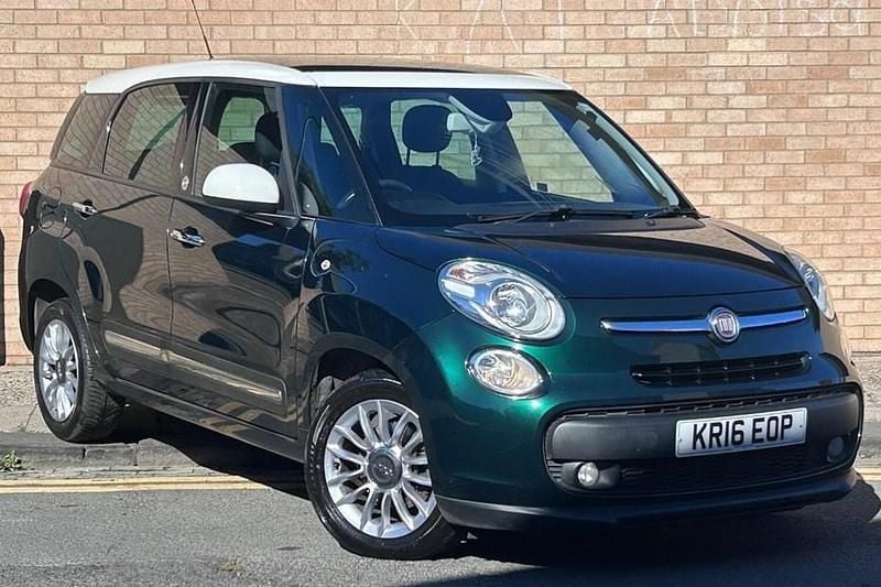 Green Used 2016 Fiat 500L Lounge MPV | £4,995 (Fair price) - Image 1/1