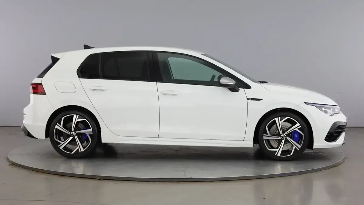 Used VW Golf VII R 2021 Pure white Hatchback