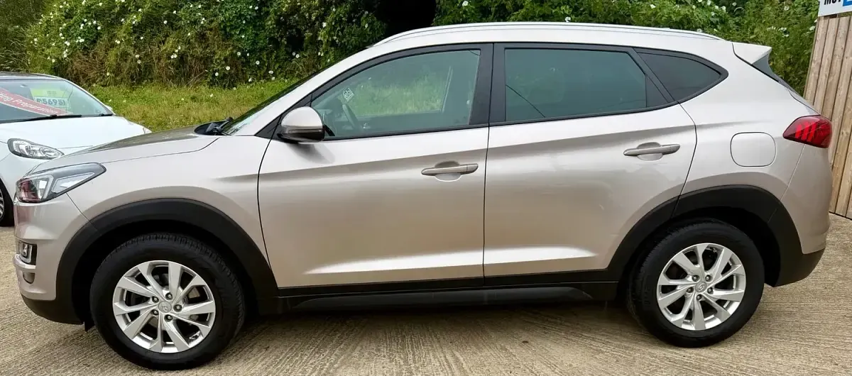 Used Hyundai Tucson SE 2019 Beige SUV